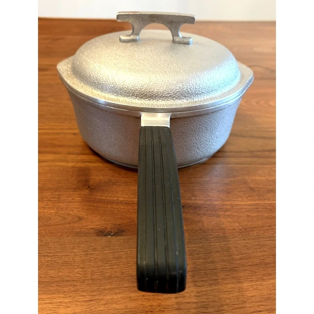 Vintage Queensware Hammered Cast Aluminum  Pot Pan with Cover